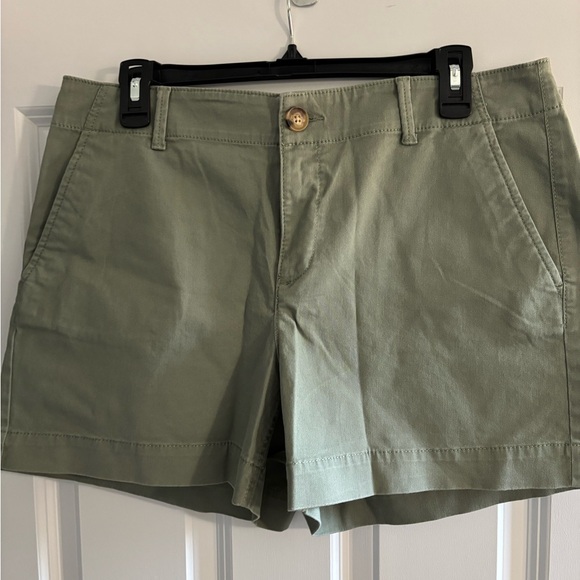 LOFT Pants - LOFT Green Bermuda Shorts Cotton Blend Classic